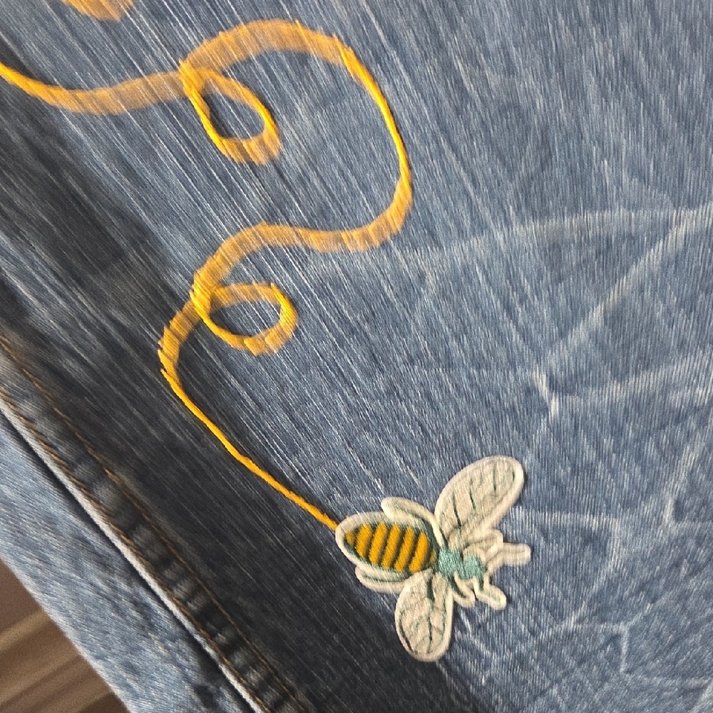 Arizona Jean Company Blue Denim Flare Jeans with Floral Patchwork - Picture 13 of 16